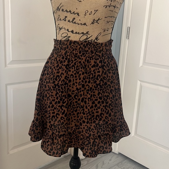Sienna Sky Dresses & Skirts - Cheetah print skirt